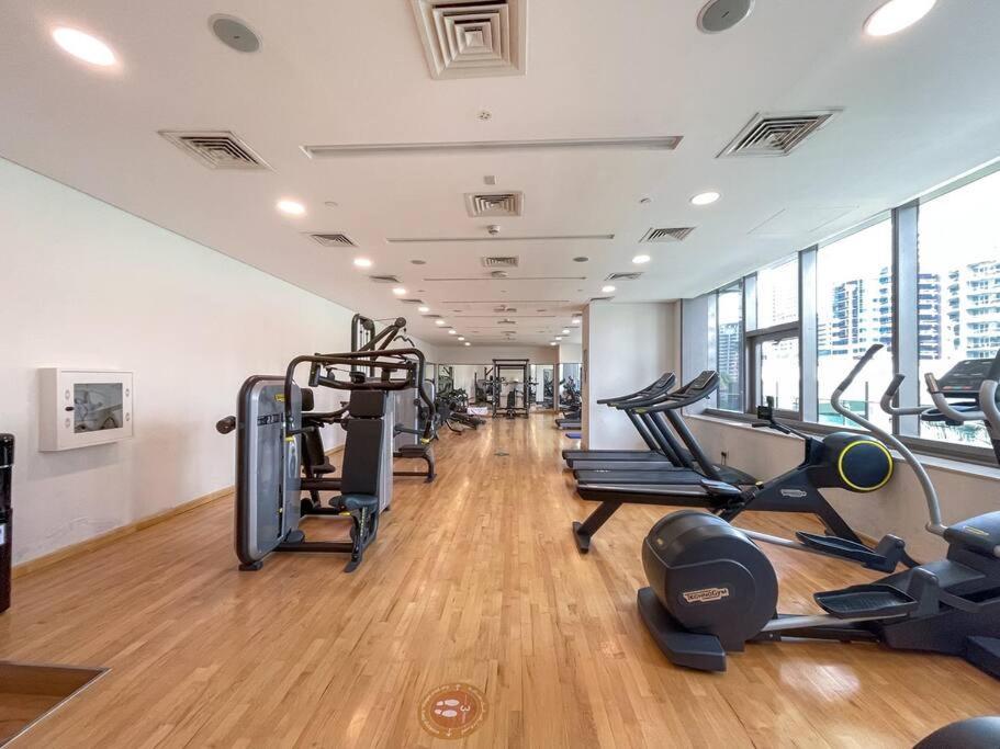 Cozy Studio In Sparkle Tower Jbr By Suiteable Dubai Dış mekan fotoğraf