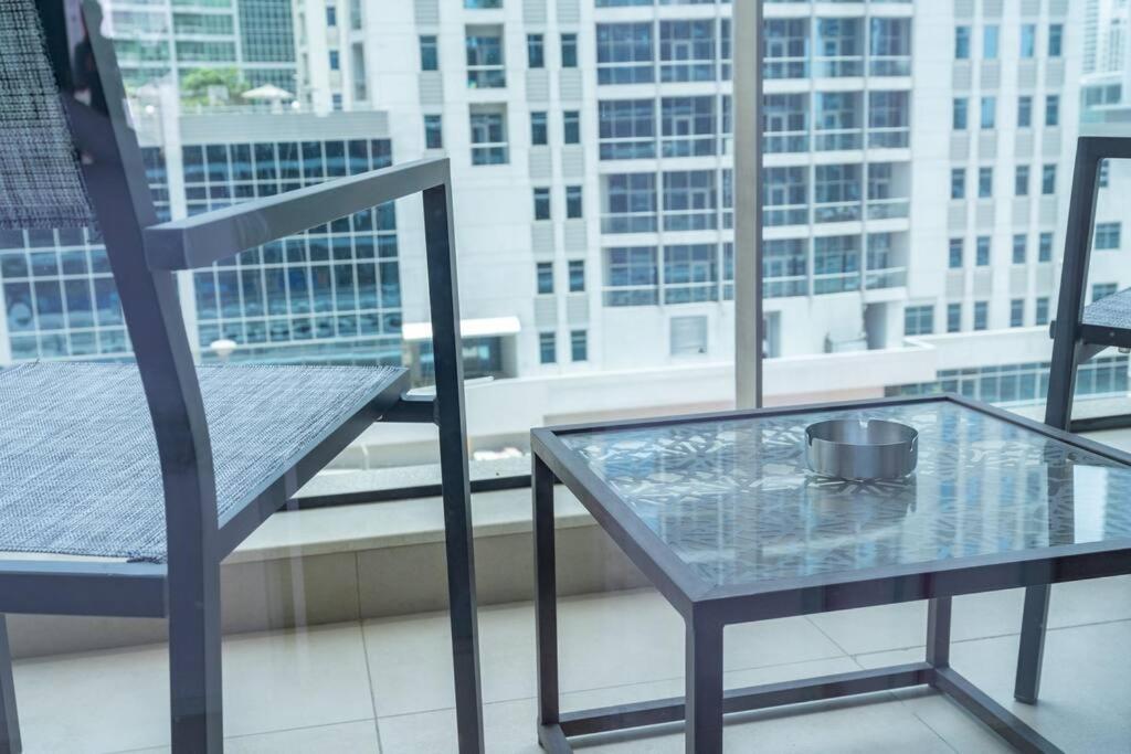 Cozy Studio In Sparkle Tower Jbr By Suiteable Dubai Dış mekan fotoğraf